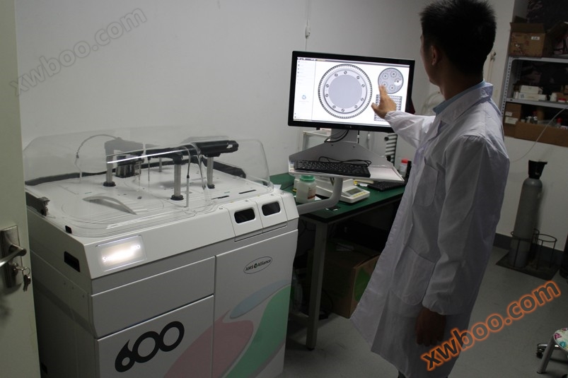 Полностью автоматический прерывистый химический анализатор Smartchem 600